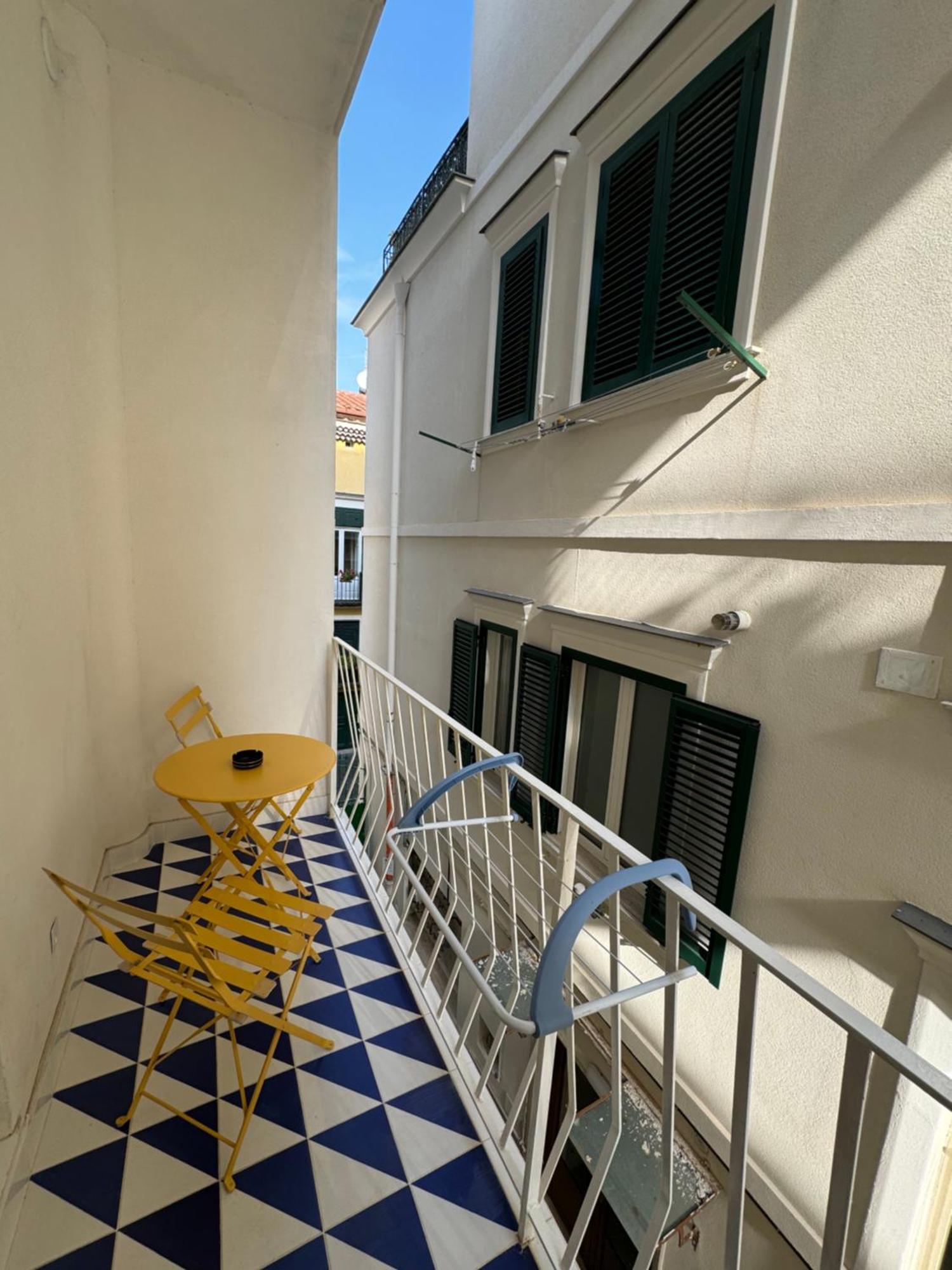 Casa Di Napoli - Sorrento Acomodação com café da manhã Exterior foto